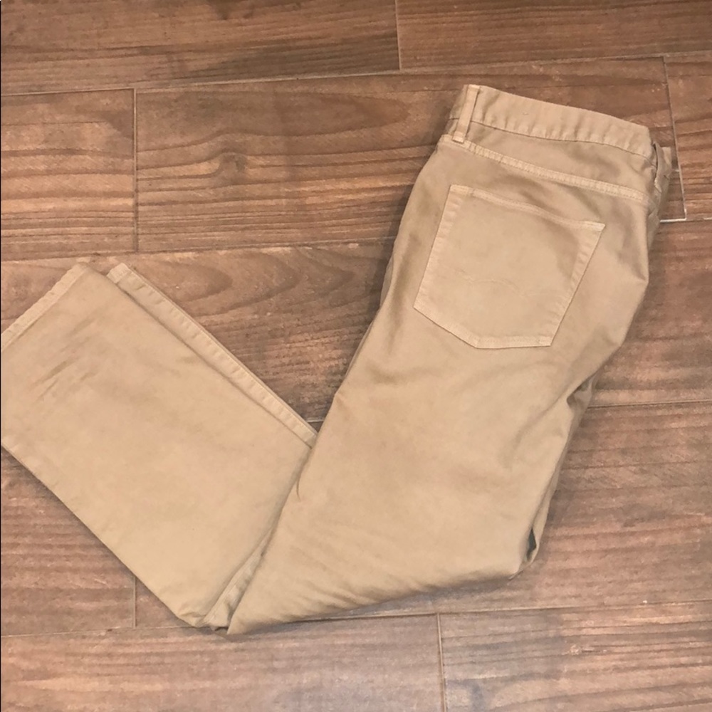 American Eagle cream khakis